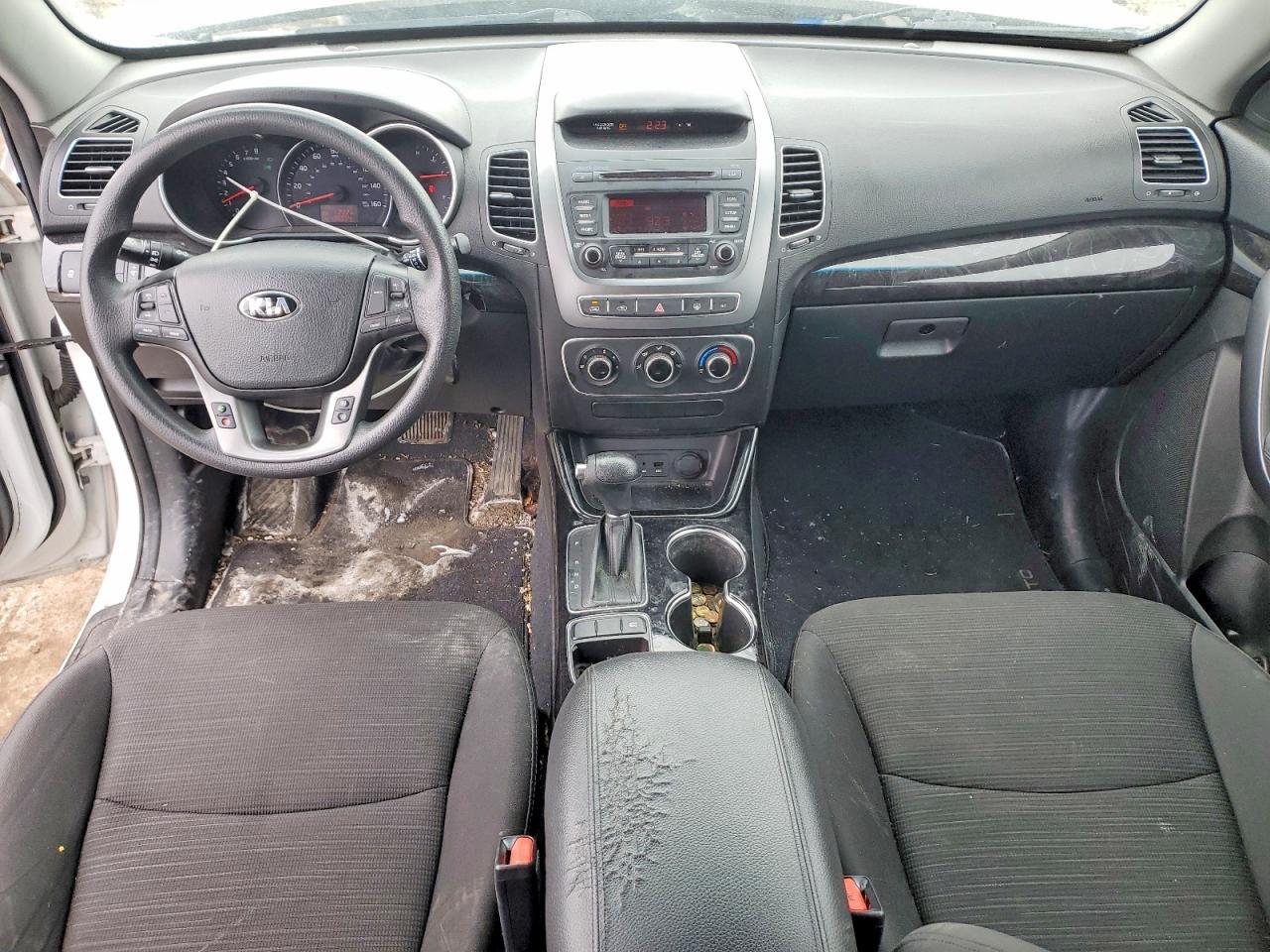 2015 KIA Sorento lx
