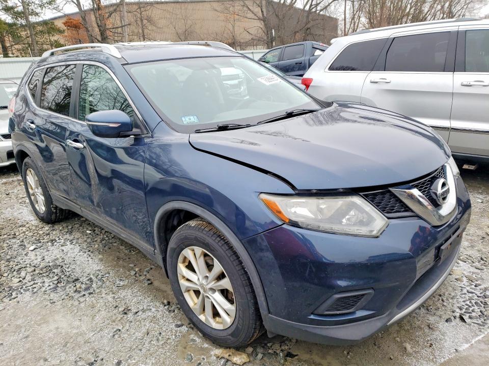 2015 Nissan Rogue sv