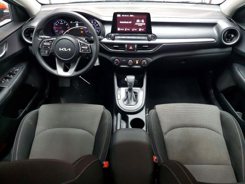2023 KIA Forte lx