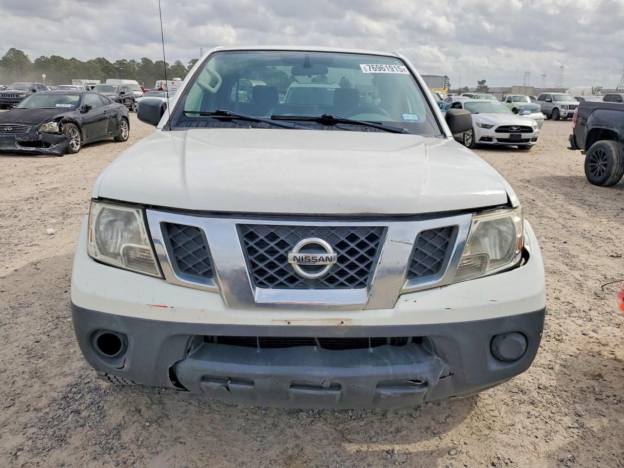 2019 Nissan Frontier s