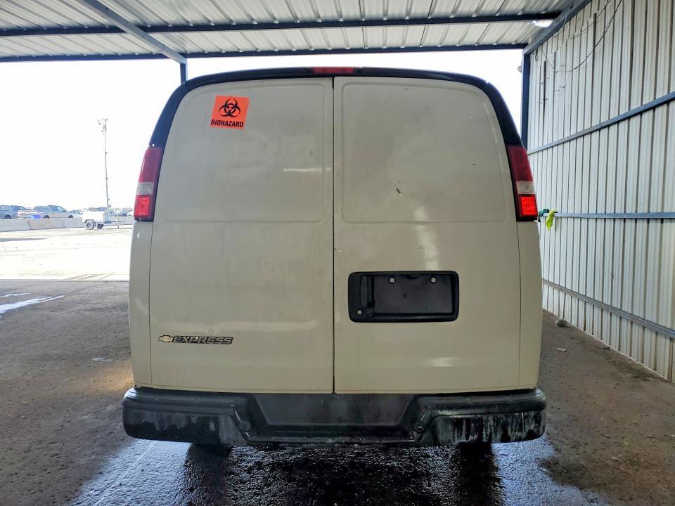 2021 Chevrolet Express G2500