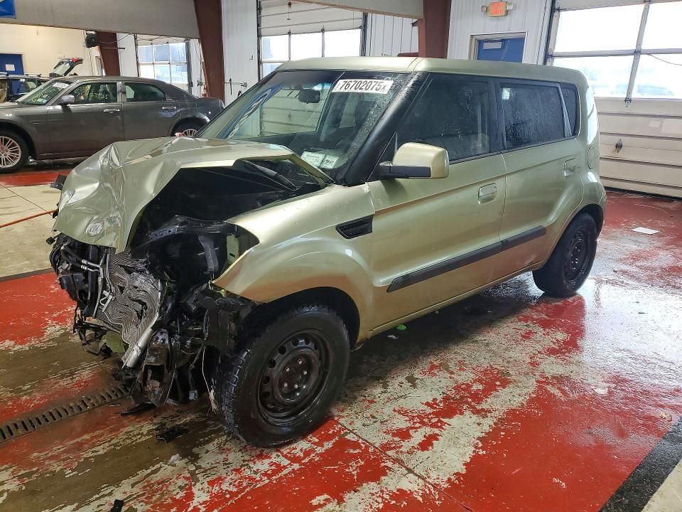 2010 KIA Soul +