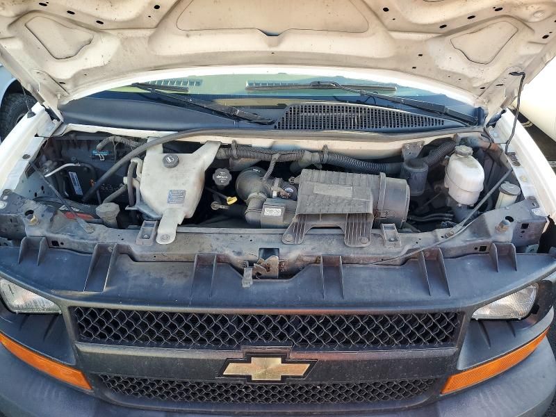 2015 Chevrolet Express G2500