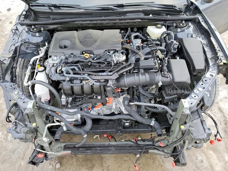 2025 Toyota Camry le