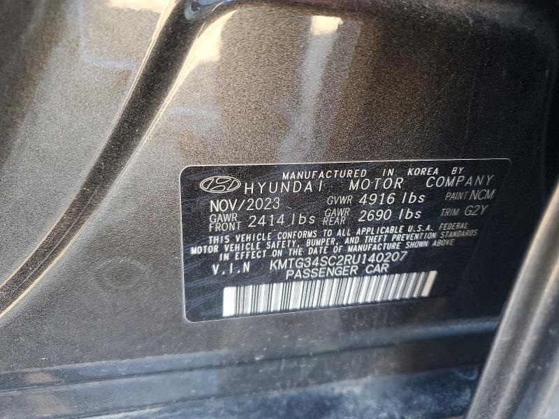 2024 Genesis G70 Base