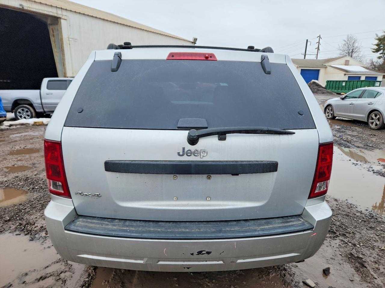 2005 Jeep Grand Cherokee Laredo