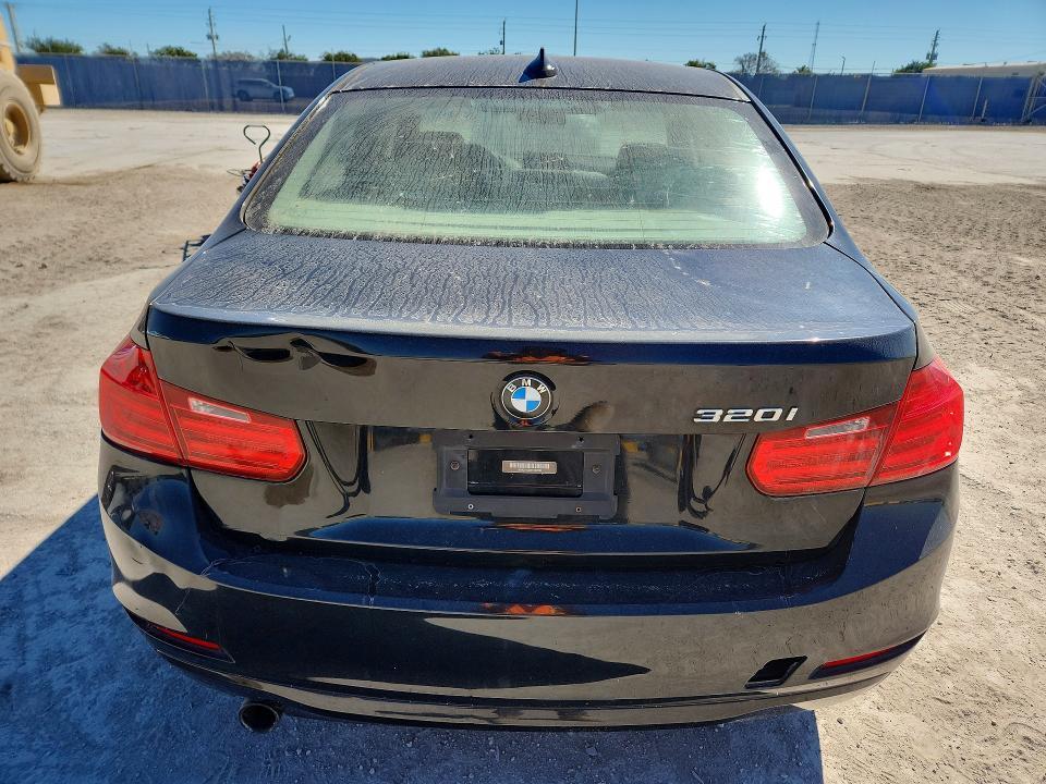 2015 BMW 320 i