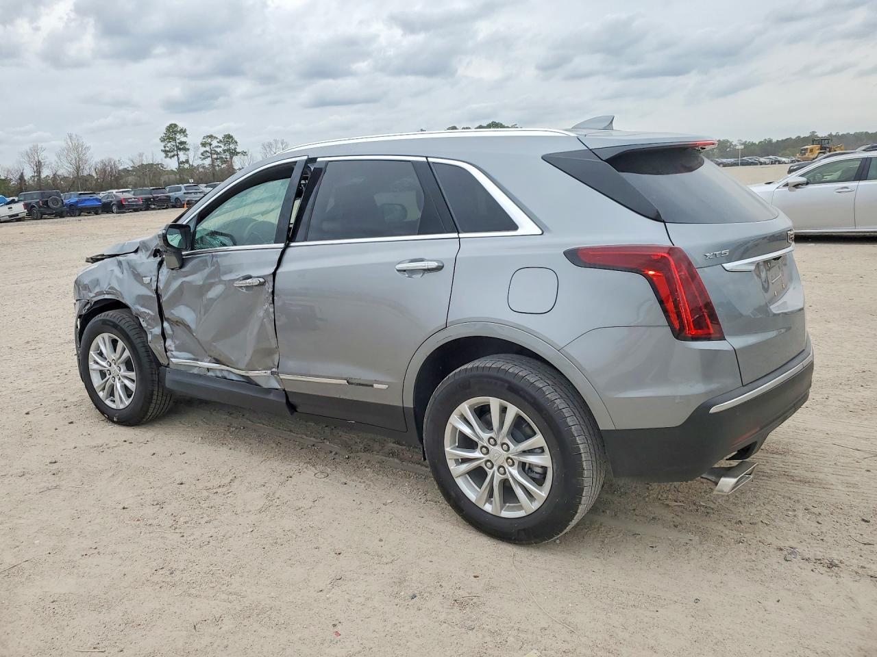 2025 Cadillac XT5 Luxury