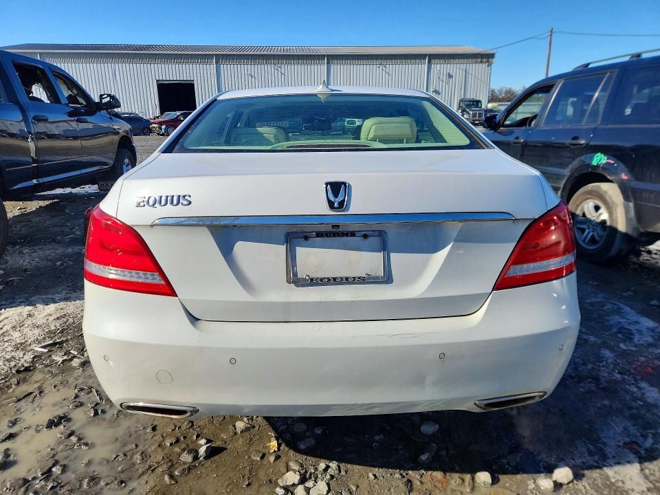 2014 Hyundai Equus Signature