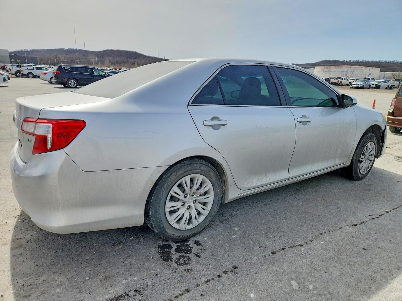 2012 Toyota Camry le