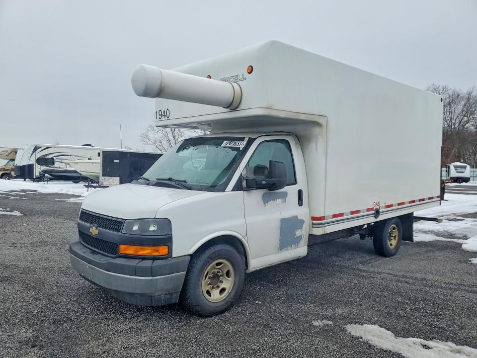 2018 Chevrolet Express Delivery Truck