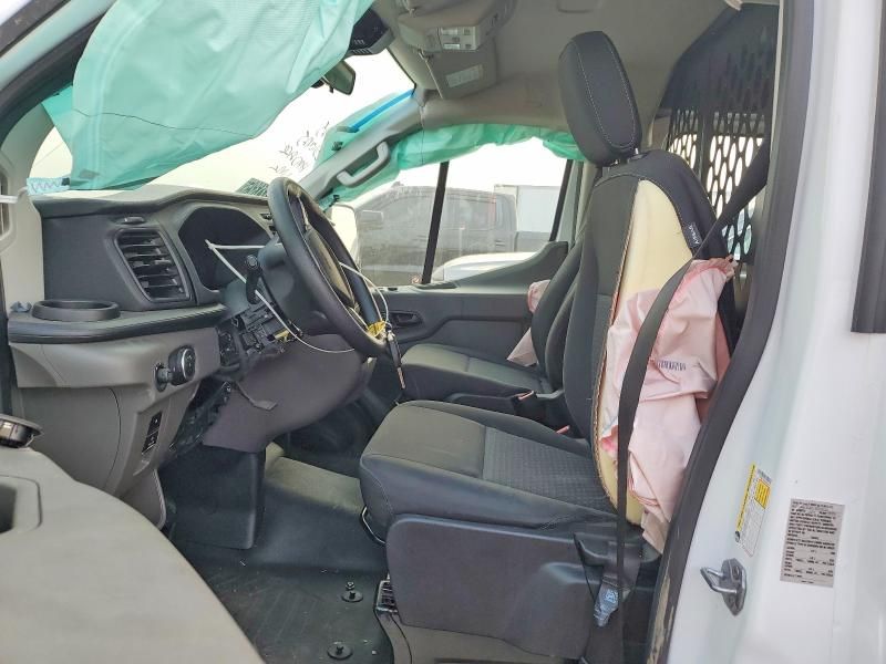 2025 Ford Transit 250 Delivery van