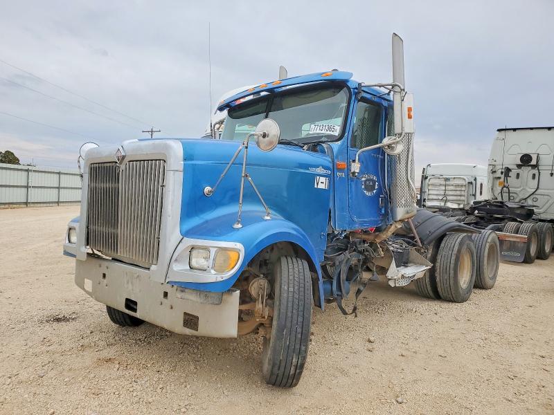2006 International L9327 Semi Truck