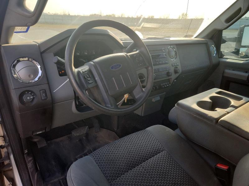 2014 Ford F450 Super Duty Flatbed Truck
