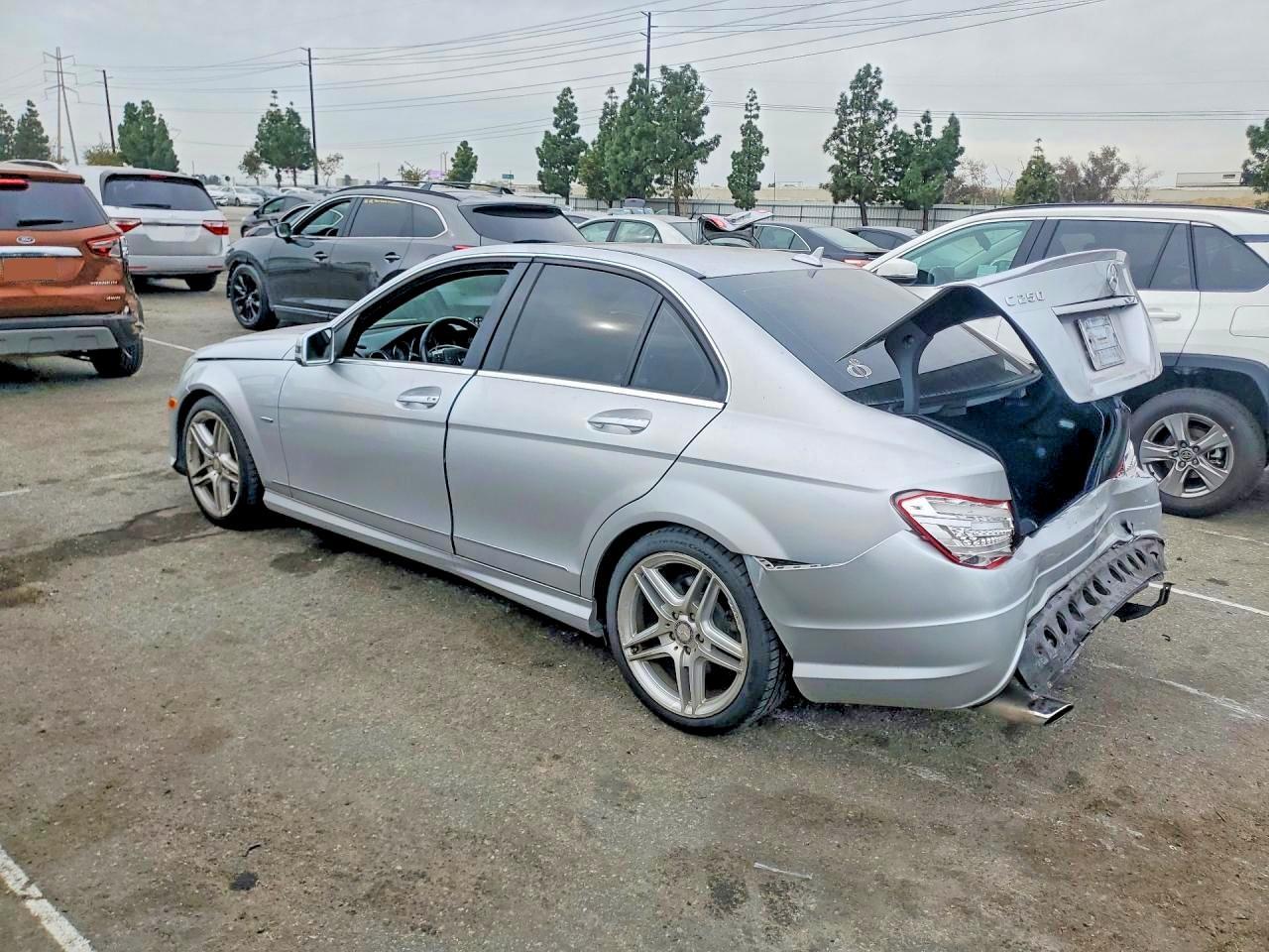 2012 Mercedes-Benz C 250
