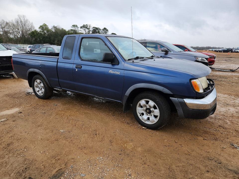 2000 Nissan Frontier King cab xe