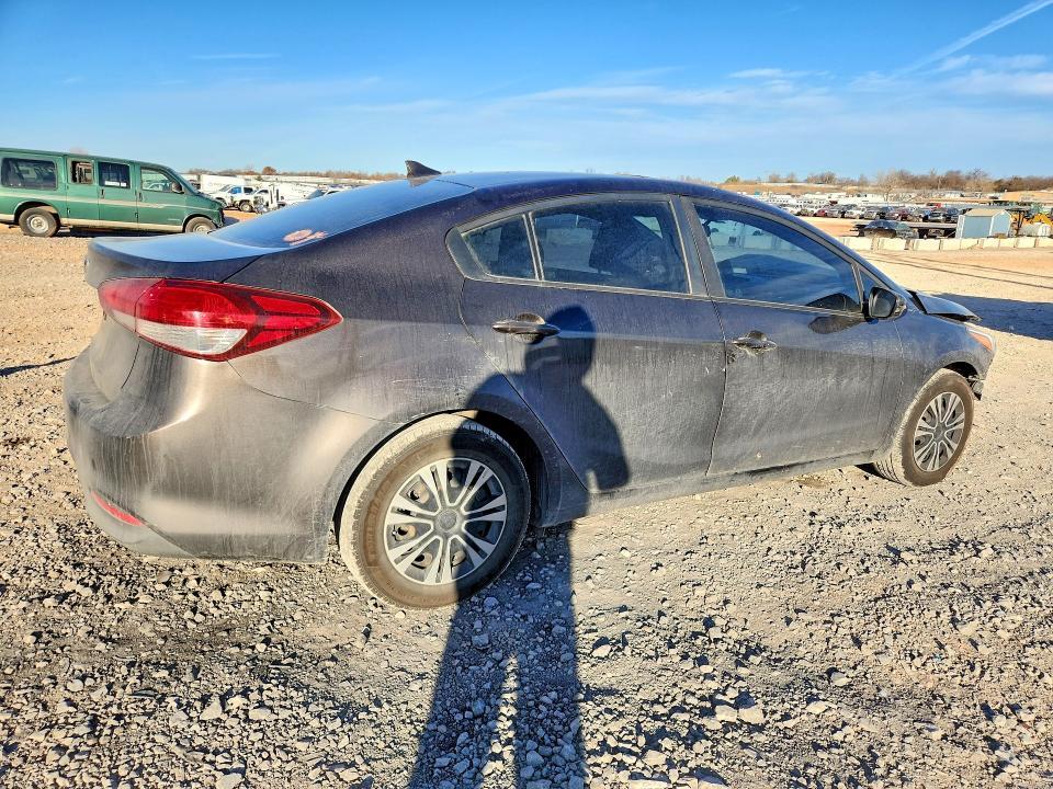 2017 KIA Forte lx