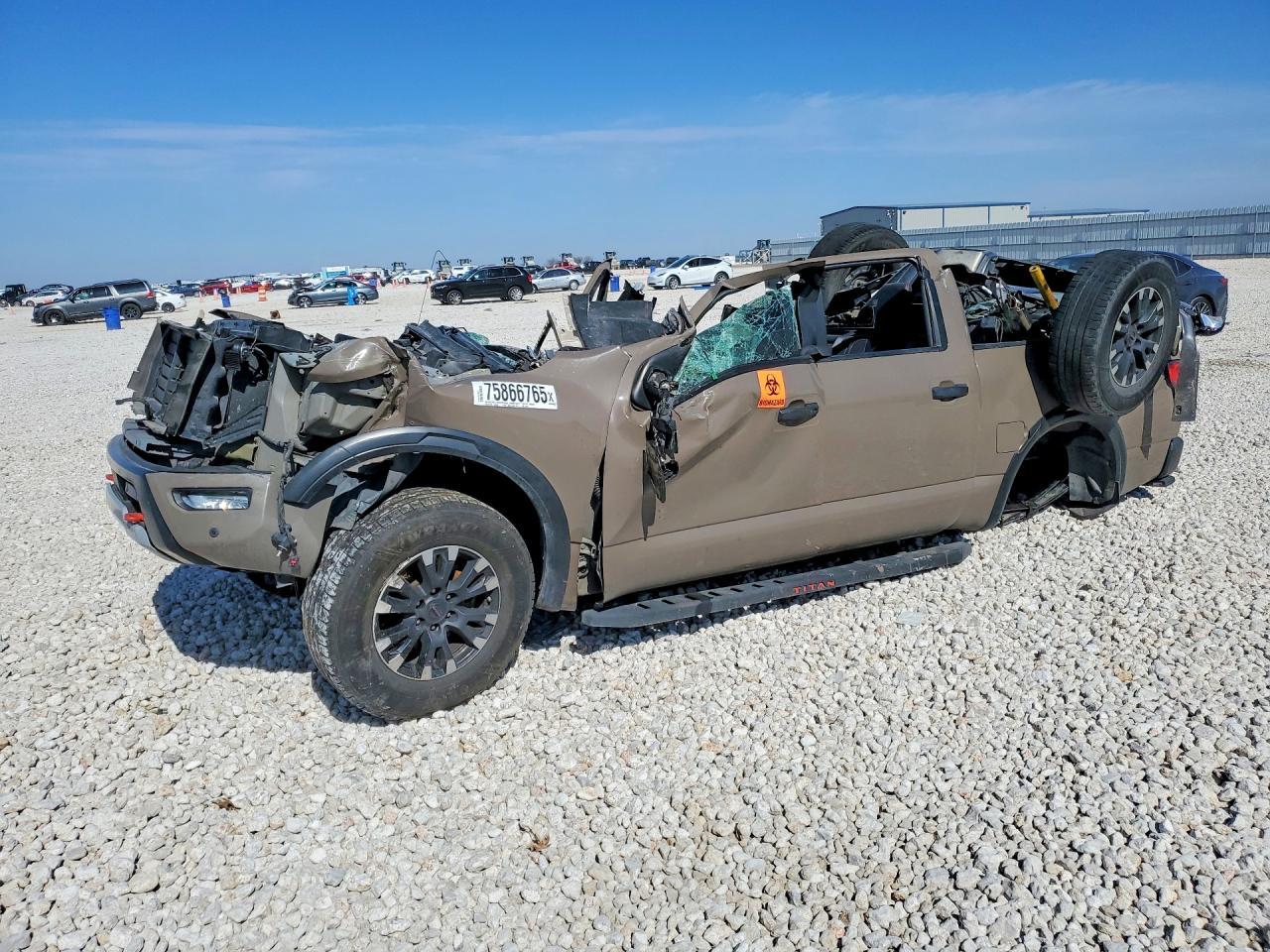 2021 Niss Titan