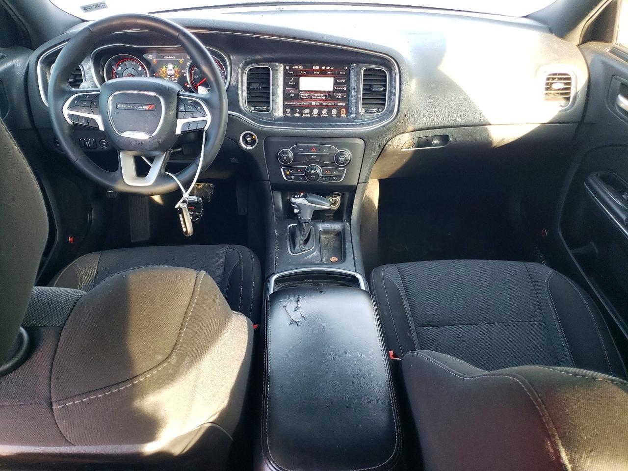 2016 Dodge Charger sxt