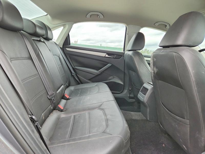 2014 Volkswagen Passat s