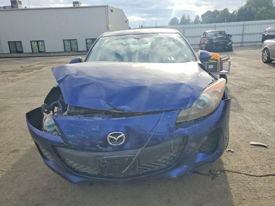 2012 Mazda 3 I