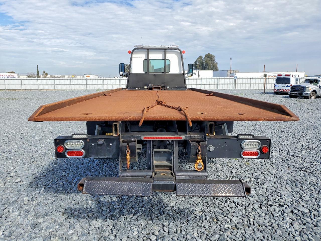 2015 Kenworth Constructi-Flat BED Truck