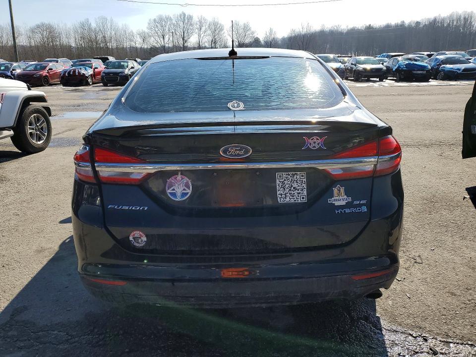 2017 Ford Fusion se Hybrid
