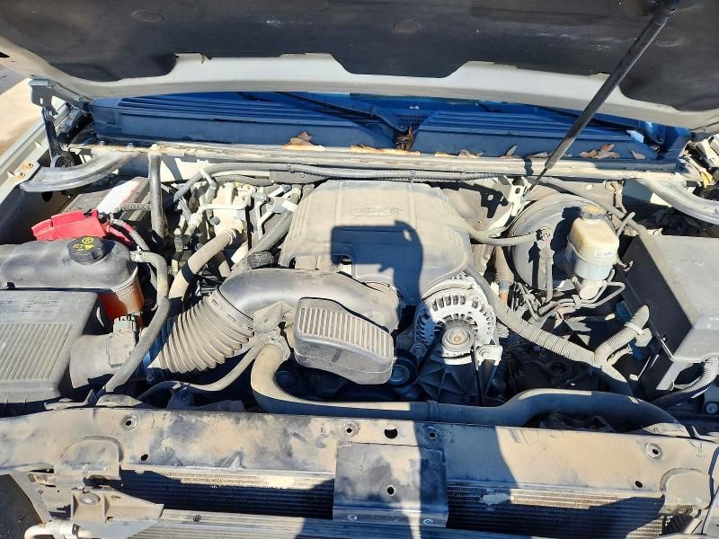 2011 Chevrolet Tahoe C1500 ls