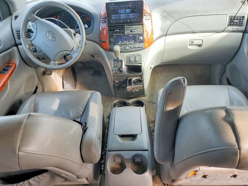 2009 Toyota Sienna xle