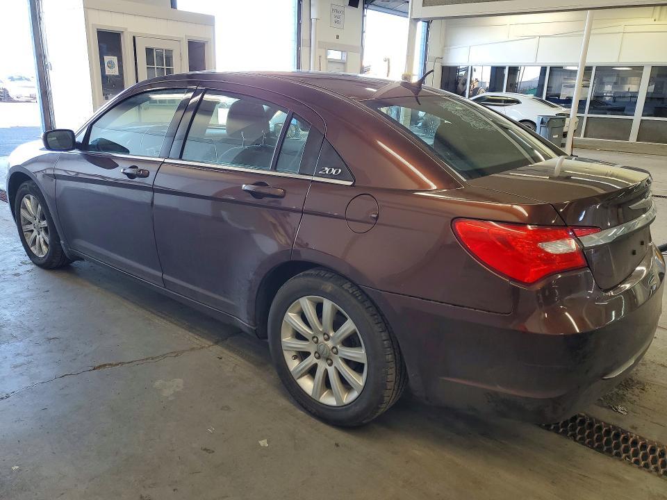 2013 Chrysler 200 Touring