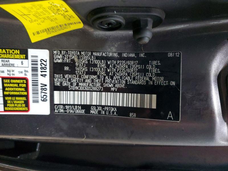 2013 Toyota Sienna xle 8-passenger