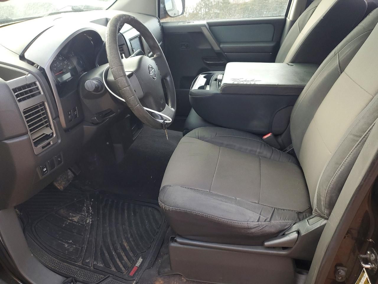 2006 Nissan Titan XE