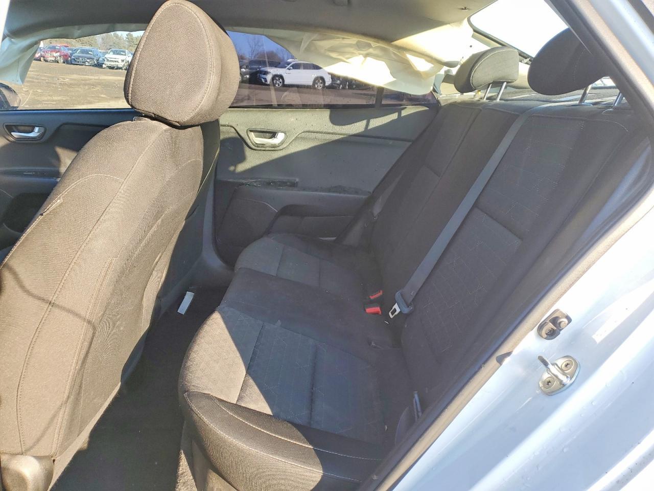 2018 KIA Rio s