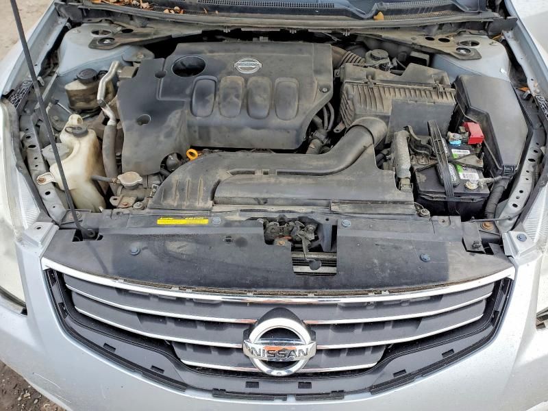 2010 Nissan Altima Base