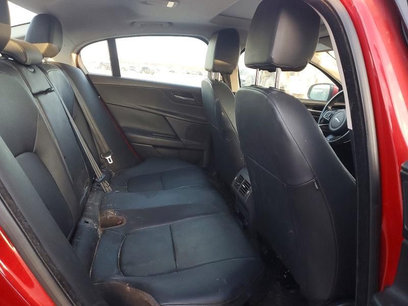 2018 Jaguar Xe Premium