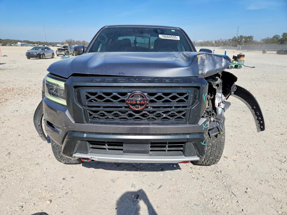 2023 Nissan Frontier s