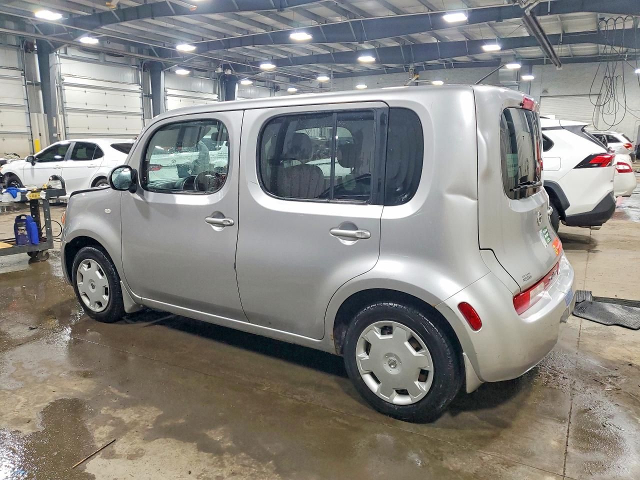 2010 Nissan Cube Base