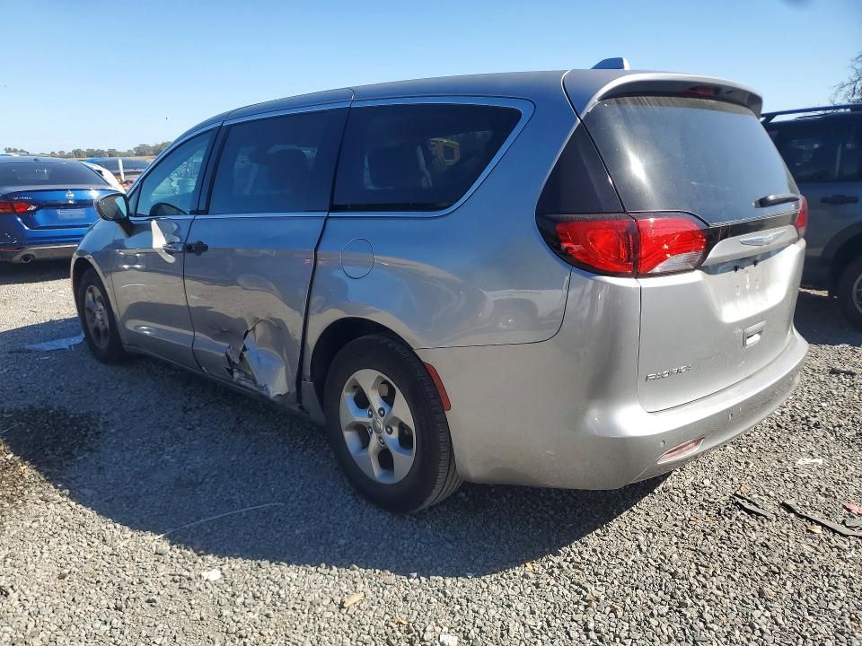 2017 Chrysler Pacifica lx