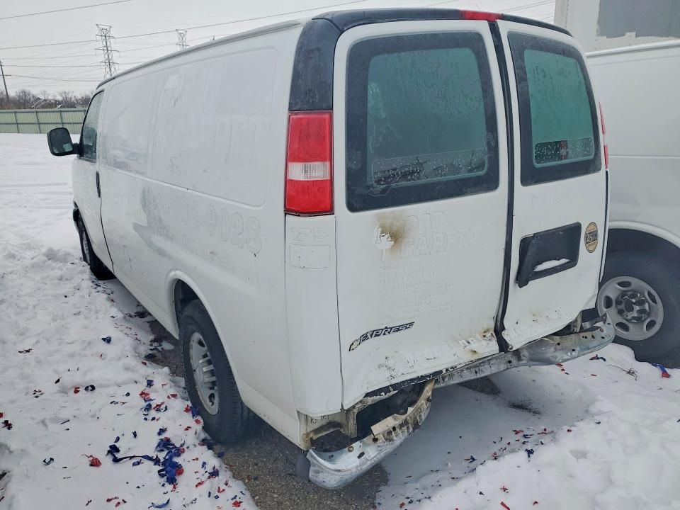 2017 Chevrolet Express G3500 Utility / Service van
