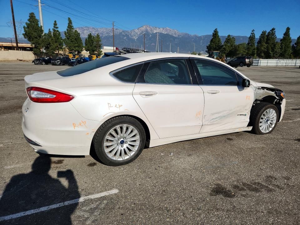 2013 Ford Fusion se Hybrid