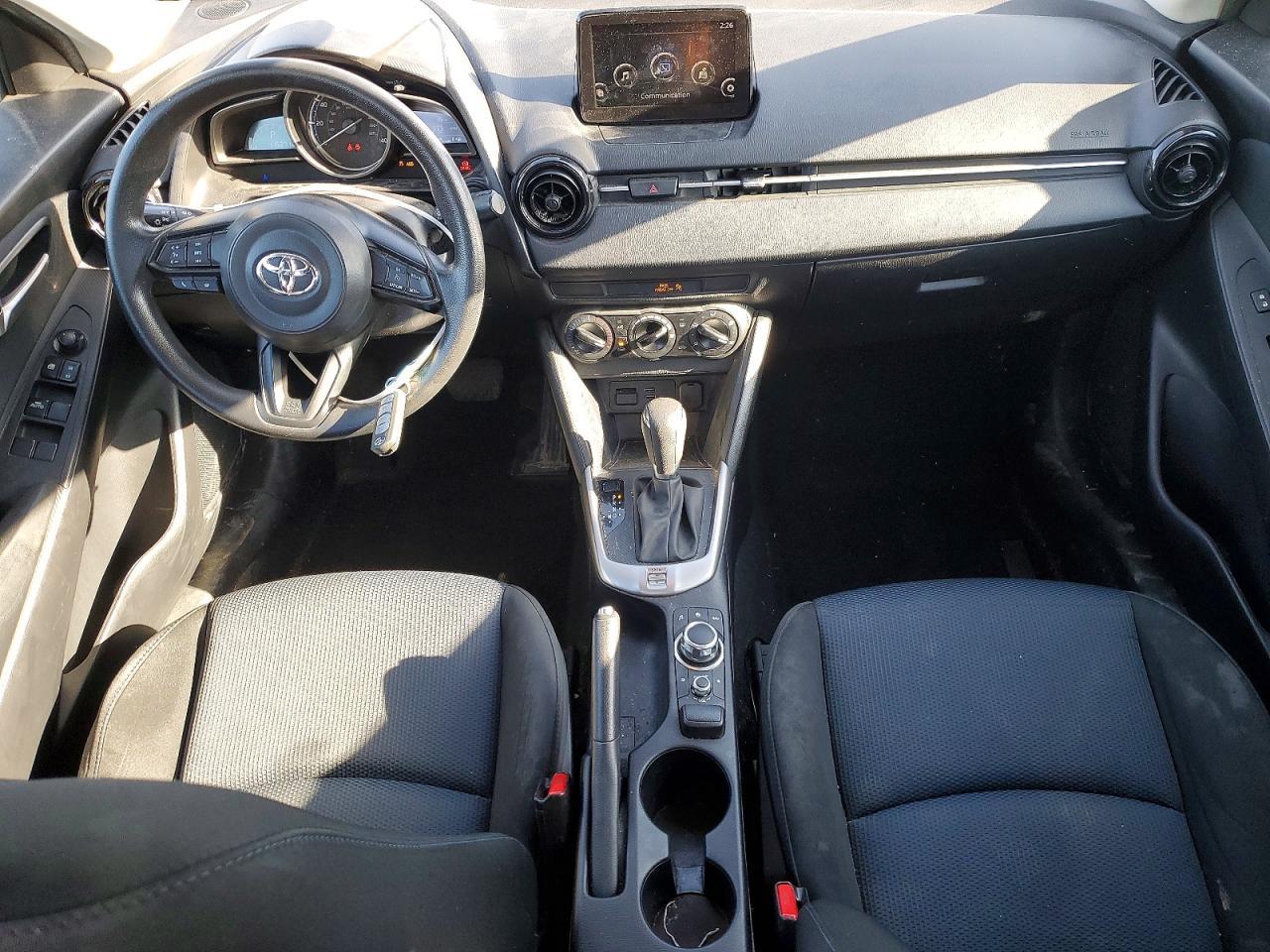 2019 Toyota Yaris l