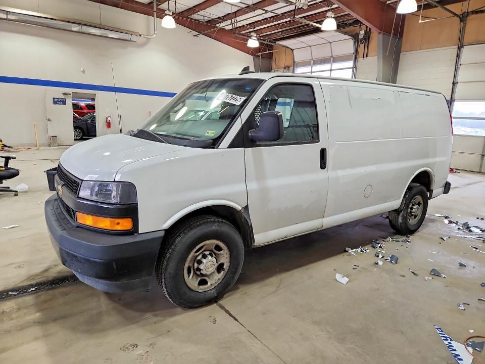 2020 Chevrolet Express G2500