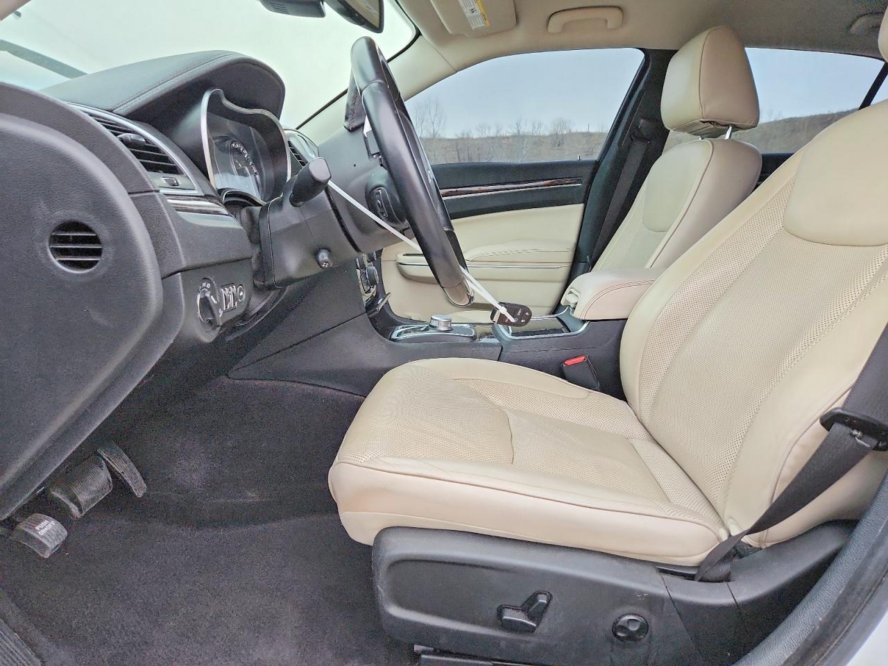 2018 Chrysler 300 Limited