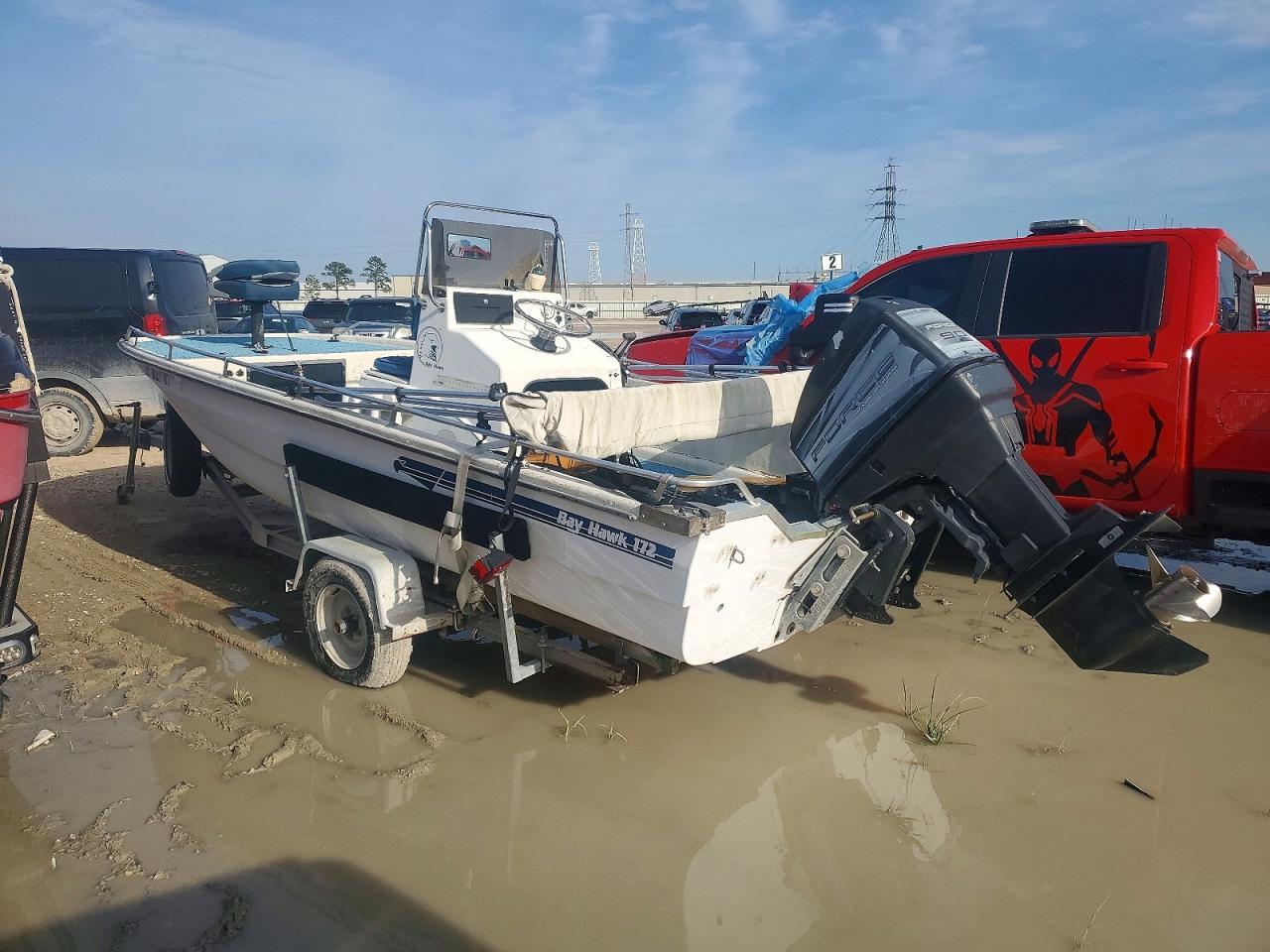 1985 Bay Hawk Industries Inc. 1985 Bay Hawk Boat