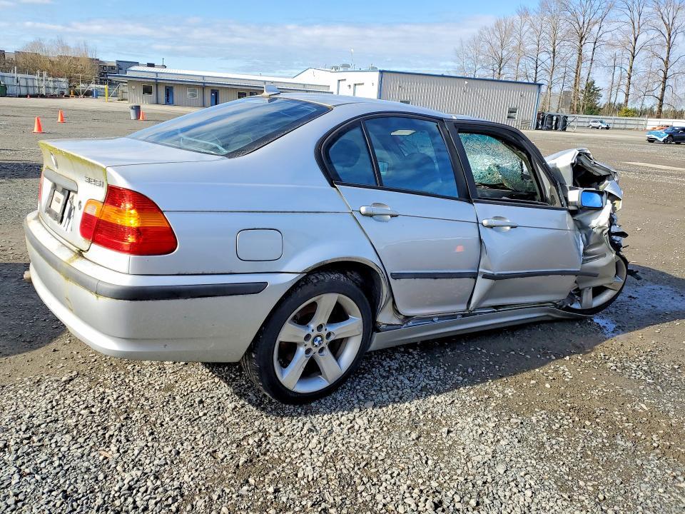 2004 BMW 325 i