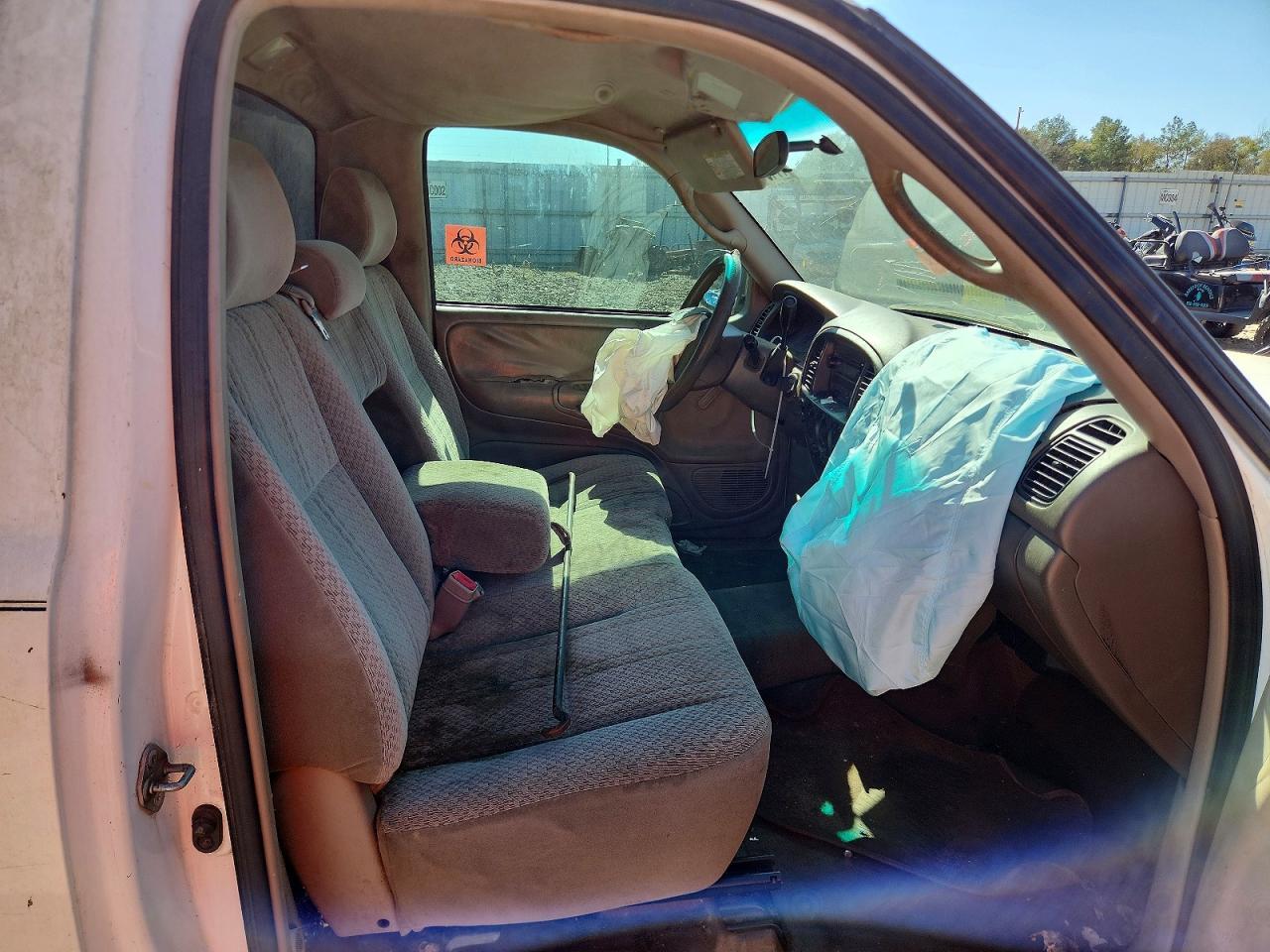 2005 Toyota Tundra Base