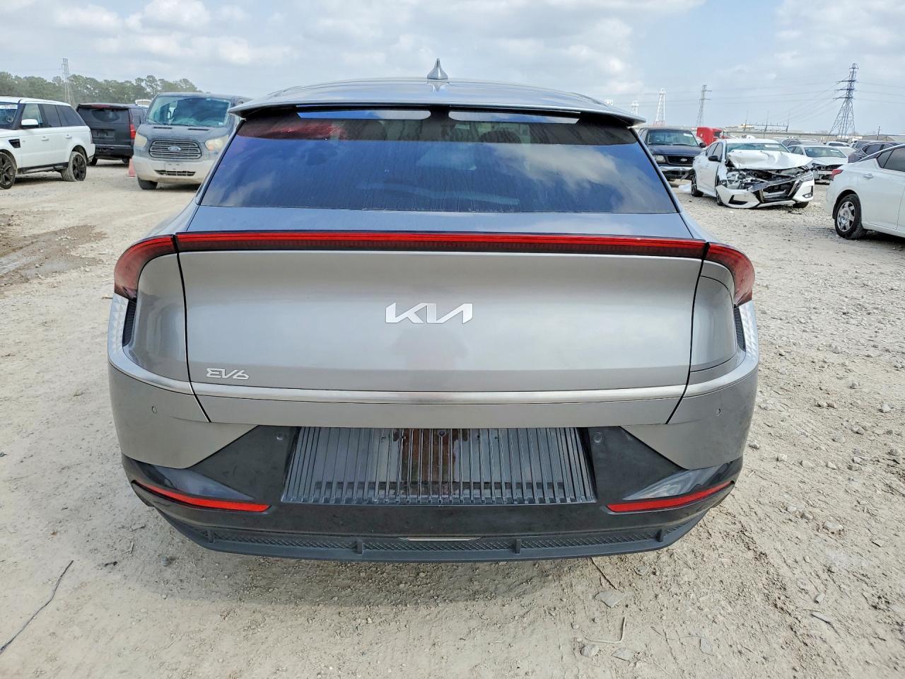 2023 KIA EV6 Wind