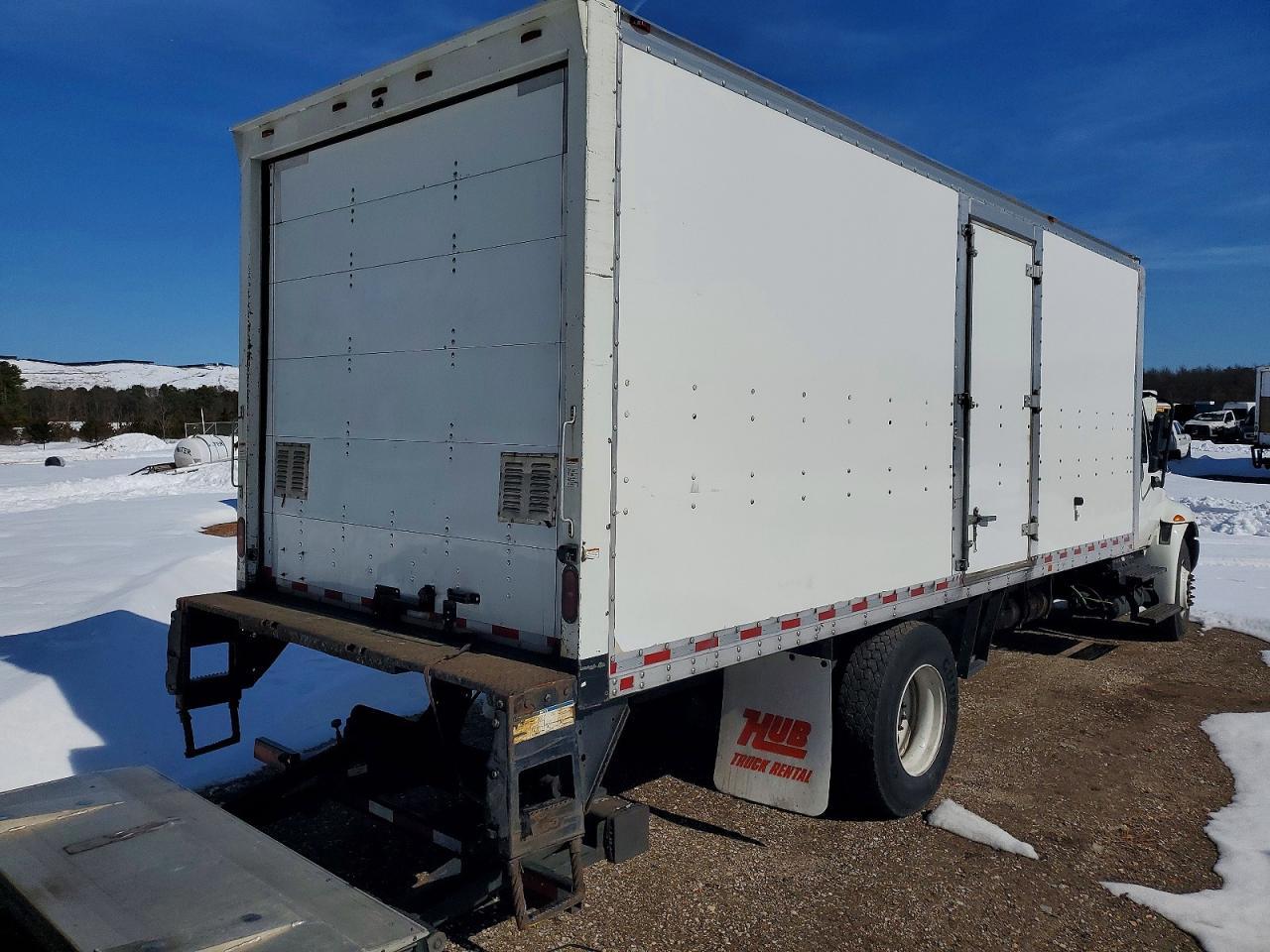 2019 International 4300 BOX Truck