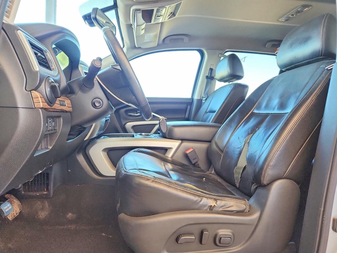 2016 Nissan Titan XD SL