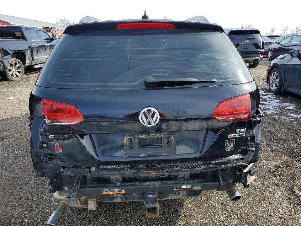 2017 Volkswagen Golf Sportwagen s